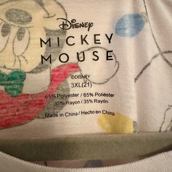 Mickey Mouse and friends Christmas top GUC - Picture 2 of 2